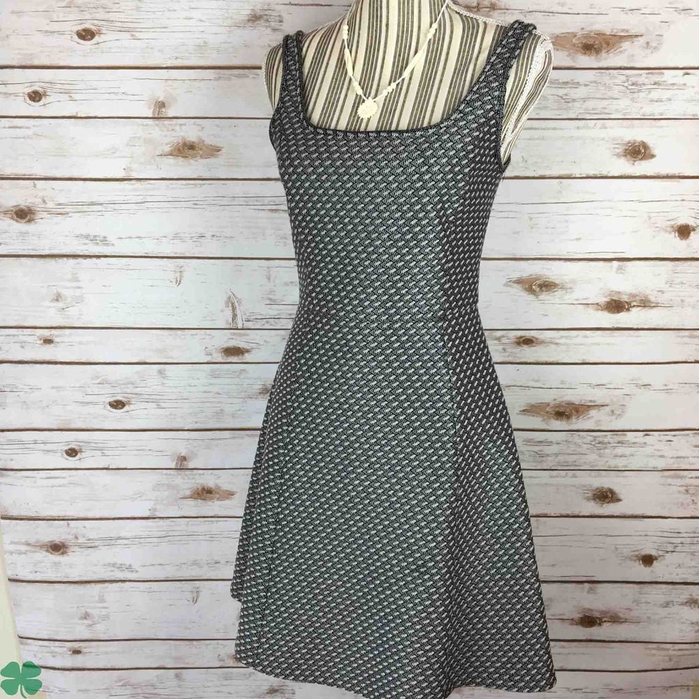 🎉HP🎉Theory Trekana Jacquard Fit & Flair Dress 6 - Picture 3 of 8